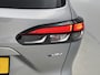 Toyota Corolla Cross Hybrid 140 Style | BTW Voertuig | Dodehoek detectie | Parkeersensoren voor+achter | Elektrische Achterklep | Draadloze telefoonlader | Navigatie | Apple CarPlay/Android Auto | Cruise Control Adaptive |
