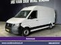 Volkswagen Crafter 2.0 TDI 141pk Automaat L3H3 L2H2 Euro6 Airco | Camera | Apple Carplay | 3000kg Trekhaak | Adaptieve Cruisecontrol Android Auto, Chauffeursstoel, Parkeersensoren, Stoelverwarming, Tachograaf