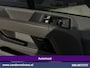 Volkswagen Crafter 2.0 TDI 141pk Automaat L3H3 L2H2 Euro6 Airco | Camera | Apple Carplay | 3000kg Trekhaak | Adaptieve Cruisecontrol Android Auto, Chauffeursstoel, Parkeersensoren, Stoelverwarming, Tachograaf