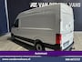 Volkswagen Crafter 2.0 TDI 141pk Automaat L3H3 L2H2 Euro6 Airco | Camera | Apple Carplay | 3000kg Trekhaak | Adaptieve Cruisecontrol Android Auto, Chauffeursstoel, Parkeersensoren, Stoelverwarming, Tachograaf