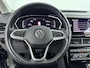 Volkswagen T-Cross 1.0 TSI Style Aut. | Stoelverwarming | Trekhaak | 18" lm-wielen | Navigatie | Apple Carplay | Android Auto |