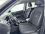 Volkswagen T-Cross 1.0 TSI Style Aut. | Stoelverwarming | Trekhaak | 18" lm-wielen | Navigatie | Apple Carplay | Android Auto |