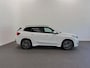 BMW iX1 eDrive20 67 kWh M Sport Edition 204pk Camera PDC Stoelverwarming Navi Hifi 18 inch M Velgen Adaptief M Onderstel