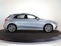 Mercedes-Benz A-klasse 250e Business Solution AMG | Panoramaschuifdak | Stoelverwarming | Achteruitrijcamera | MULTIBEAM LED |