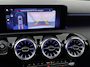 Mercedes-Benz A-klasse 250e Business Solution AMG | Panoramaschuifdak | Stoelverwarming | Achteruitrijcamera | MULTIBEAM LED |