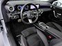 Mercedes-Benz A-klasse 250e Business Solution AMG | Panoramaschuifdak | Stoelverwarming | Achteruitrijcamera | MULTIBEAM LED |