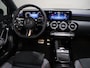 Mercedes-Benz A-klasse 250e Business Solution AMG | Panoramaschuifdak | Head-up display | Premium Plus | Stoelverwarming | 360° camera |