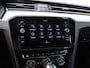 Volkswagen Passat Variant 1.4 TSI GTE Business 218pk DSG | Elektrische achterklep | LED Matrix | Trekhaak | Dynaudio | Stoelverwarming |