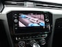 Volkswagen Passat Variant 1.4 TSI GTE Business 218pk DSG | Elektrische achterklep | LED Matrix | Trekhaak | Dynaudio | Stoelverwarming |
