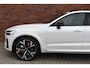 Volvo XC60 T8 455PK AWD Ultra Black Edition | Panoramadak | 360 Camera | Head-Up Display | 22" |