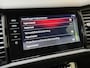 Skoda Kodiaq 1.5 TSI Sportline Business 7persoons Automaat | Panoramadak | Navigatiesysteem groot scherm | Adaptieve cruise control | Climate control | Stoelverwarming | Trekhaak uitklapbaar | Elektrisch bedienbare achterklep