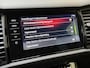 Skoda Kodiaq 1.5 TSI Sportline Business 7persoons Automaat | Panoramadak | Navigatiesysteem groot scherm | Adaptieve cruise control | Climate control | Stoelverwarming | Trekhaak uitklapbaar | Elektrisch bedienbare achterklep