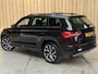 Skoda Kodiaq 1.5 TSI Sportline Business 7persoons Automaat | Panoramadak | Navigatiesysteem groot scherm | Adaptieve cruise control | Climate control | Stoelverwarming | Trekhaak uitklapbaar | Elektrisch bedienbare achterklep