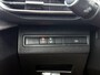 Peugeot 5008 1.6 180pk GT-Line Automaat | Navigatie | Climate Control | Adaptieve Cruise Control | Camera | 19"LMV | Stoelverwarming | Dodehoekdetectie | Apple Carplay/Android Auto \