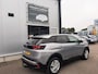 Peugeot 3008 1.2 PureTech Blue Lease Executive motorstoring