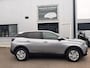 Peugeot 3008 1.2 PureTech Blue Lease Executive motorstoring