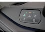 Volkswagen ID.3 Pro 58 kWh Facelift/Pano/IQ.Light/ACC/Camera/Navi/Keyless/Warmtepomp/19"