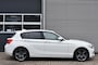BMW 1-Serie 118I EXECUTIVE / M-SPORT VELGEN / KEYLESS / CLIMA