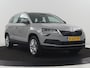 Skoda Karoq 1.5 TSI ACT Business Edition | Stoelverwarming | Navigatie | Carplay | Sfeerverlichting | Climate control | Park assist | Trekhaak
