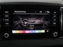 Skoda Karoq 1.5 TSI ACT Business Edition | Stoelverwarming | Navigatie | Carplay | Sfeerverlichting | Climate control | Park assist | Trekhaak