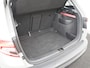 Skoda Karoq 1.5 TSI ACT Business Edition | Stoelverwarming | Navigatie | Carplay | Sfeerverlichting | Climate control | Park assist | Trekhaak