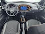 Toyota Aygo X 1.0 VVT-i MT Limited | Elektrisch vouwdak | Stoelverwarming | JBL | LED | Adaptive Cruise | Apple Carplay / Android Auto | Keyless | Parkeersensoren voor/achter | Clima | Camera | 18 inch