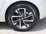 Opel Corsa 1.2 Turbo Edition | Stoel en stuurverwarming | Armsteun | Camera en parkeersensoren voor en achter | Dodehoeksignalering