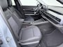 Jeep Avenger Summit 54Kwh | 10,25 inch digitaal configureerbaar instrumentenpaneel | 10,25" Infotainment met draadloos Apple Carplay en Android Auto | 18" Diamond Cut lichtmetalen velgen