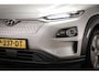 Hyundai Kona Electric EV Fashion Sky 64 kWh | STUURVERWARMING | DAB | DRAADLOZE LADER | APPLE | CAMERA