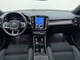 Volvo EX40 Extended Range Ultra Black Edition Europa / 20'' / Getint Glas / Denim Blue / 360 Camera / Panoramadak / Nubuck / Harman&Kardon Audio / Elektr. Stoelen / Stoel + Stuurw. Verwarming / Achterb. Verwarming / ACC / BLIS /