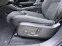 Volvo EX40 Extended Range Ultra Black Edition Europa / 20'' / Getint Glas / Denim Blue / 360 Camera / Panoramadak / Nubuck / Harman&Kardon Audio / Elektr. Stoelen / Stoel + Stuurw. Verwarming / Achterb. Verwarming / ACC / BLIS /