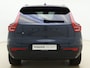 Volvo EX40 Extended Range Ultra Black Edition Europa / 20'' / Getint Glas / Denim Blue / 360 Camera / Panoramadak / Nubuck / Harman&Kardon Audio / Elektr. Stoelen / Stoel + Stuurw. Verwarming / Achterb. Verwarming / ACC / BLIS /