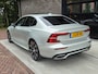 Volvo S60 2.0 Recharge T6 AWD R-Design | Panodak | B&W