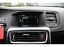 Volvo S60 2.0 T5 R-Design Automaat 245pk Clima/Cruise/Stoelverwarming/Leder/PDCv+a/LED/RadioCD.AUX.USB/18"LM/Dealer/APK:29-09-2027