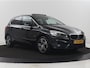 BMW 2-Serie Active Tourer 220i High Executive | Panoramadak | Leder | Memory | Stoelverwarming | Cruise control | Head-up | Park assist | Elektrische achterklep | Trekhaak