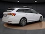 Skoda Octavia Combi 1.4 TSI iV PHEV Sportline | Head-up Display | ACC | Elek. Achterklep | Stoelverwarming | Sportstoelen | Parkeerhulp | 17'' |