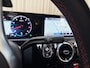 Mercedes-Benz A-klasse 250 *AMG* Leder/Alcantara / 225PK / Camera / Full LED / Cruise / Navigatie / 18'' LMV