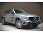 Mercedes-Benz GLC Coupe 300e 4MATIC Premium Plus | Panoramadak | Stuurverwarming | Stoelverwarming | Head-Up Display | Massage | Memory Seats | Luchtvering | Keyless | 360 Camera | Leer | Ambiance Verlichting | Trekhaak | Apple Carplay | Na
