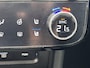 Hyundai Tucson 1.6 T-GDI PHEV Premium 4WD / Accu SoH 100 % / EAER 65 km / Leder / HUD / Navigatie / Apple Carplay Android / Stoelventilatie / Stuur-, stoel- & achterbankverwarming / 19" LM wielen & All Season banden /