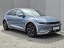 Hyundai Ioniq 5 Connect+ 77.4 kWh / SOH 100% / Dealer onderhouden / Fabrieksgarantie tot 12-2028 / CCS snelladen / All season banden / Elektrische achterklep / Rondomzicht camera / Warmtepomp / Climate control / Stuur- Stoel & Achterbank verwarming / Adaptief cruise control /
