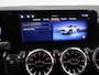 Mercedes-Benz EQA 250+ Business Solution Luxury 71 kWh | Panoramaschuifdak | Achteruitrijcamera | Stoelverwarming | Dodehoekassistent |
