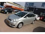 Toyota Verso 1.8 VVT-i Terra 7persoons / AUTOMAAT / AIRCO / NAVI / CAM ! ! !