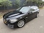 BMW 5-Serie Touring 520i High Executive / AUTOMAAT / LEER / PANORAMADAK / TREKHAAK / 179dkm!