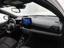 Toyota Yaris 1.5 Hybrid Executive | BTW voertuig | Head-Up Display | Dodehoek detectie | Stoelverwarming | Parkeersensoren voor+achter | Navigatie | Apple CarPlay/Android Auto | Cruise Control Adaptive | Rijklaar