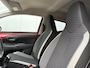 Toyota Aygo 1.0 VVT-i x-joy / Airco / Apple Carplay/Android Auto / Bluetooth / Navigatie via Carplay / Lichtmetalen velgen 15" /
