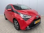 Toyota Aygo 1.0 VVT-i x-joy / Airco / Apple Carplay/Android Auto / Bluetooth / Navigatie via Carplay / Lichtmetalen velgen 15" /