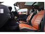 Volkswagen T-Roc 1.5 TSI Sport NL auto 1e eigenaar nieuw door ons geleverd en onderhouden Lederen bekleding panoramadak digital cockpit pro stoel en stuurwielverwarming achteruitrijcamera spiegel pakket LMV Antraciet