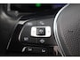 Volkswagen T-Roc 1.5 TSI Sport NL auto 1e eigenaar nieuw door ons geleverd en onderhouden Lederen bekleding panoramadak digital cockpit pro stoel en stuurwielverwarming achteruitrijcamera spiegel pakket LMV Antraciet