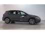 Volkswagen Golf 1.5 TSI Life Sfeerverlichting Navigatie Parkeersensoren App-Connect