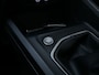 Volkswagen Golf 1.5 TSI Life Sfeerverlichting Navigatie Parkeersensoren App-Connect